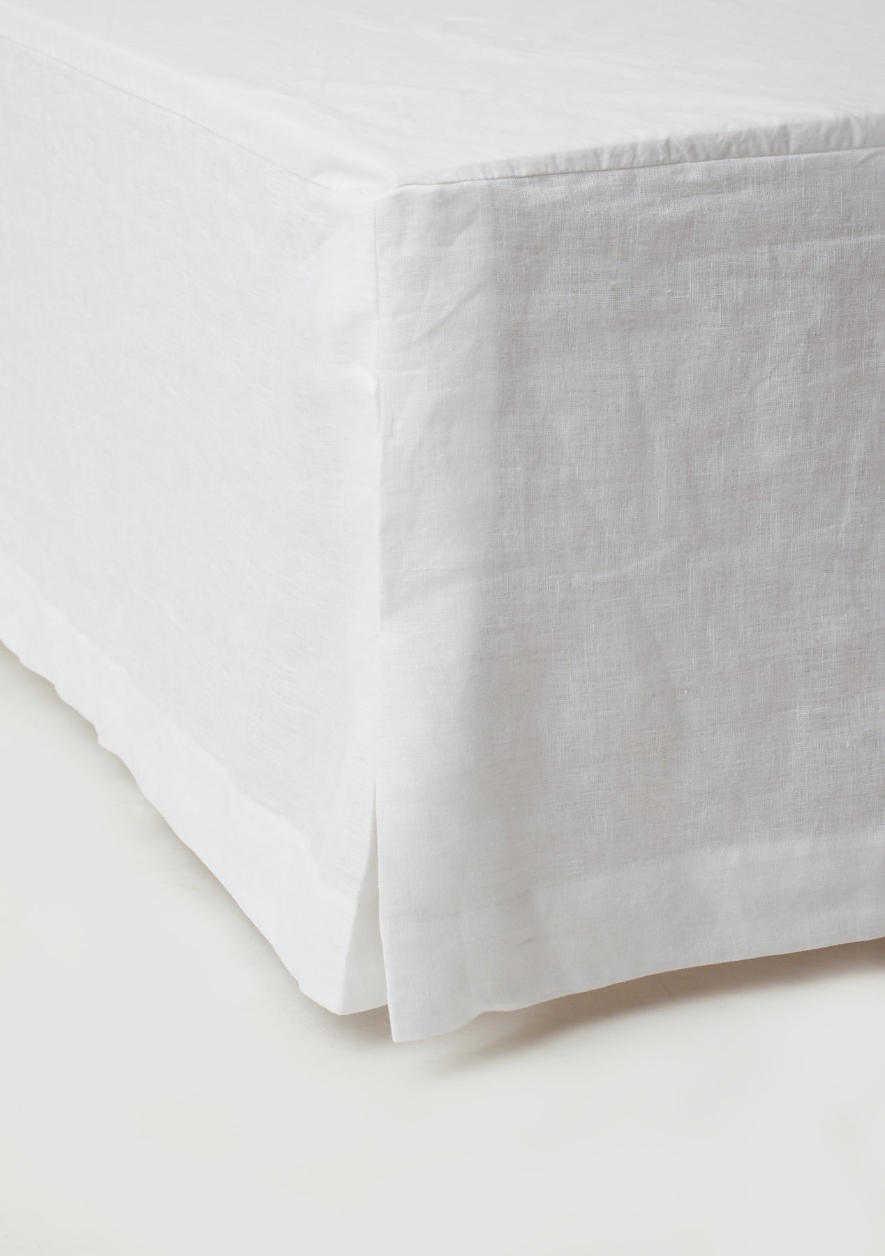 George Collective - 100% French Linen Bed Skirt - King - White - Onceit
