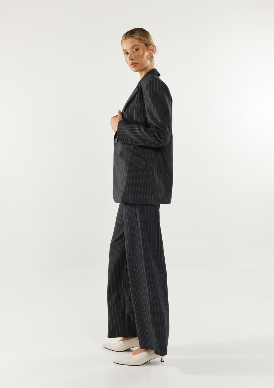 Madison The Label - Collins Blazer - Charcoal - Onceit
