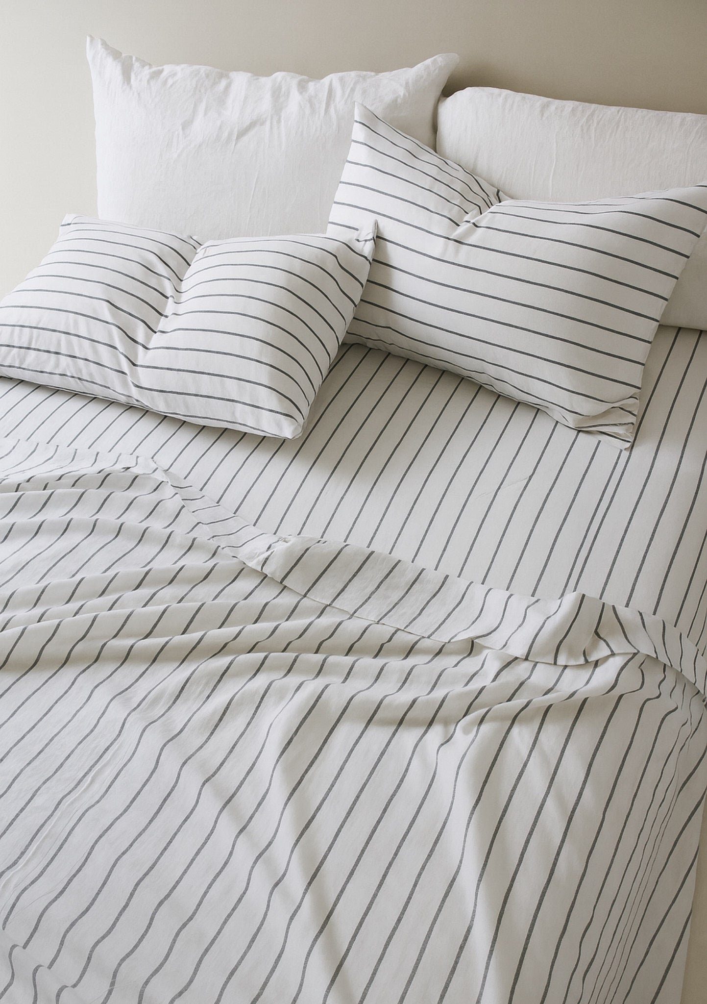 George Collective - 100% Cotton Sheet Set - King - Slate Stripe - Onceit