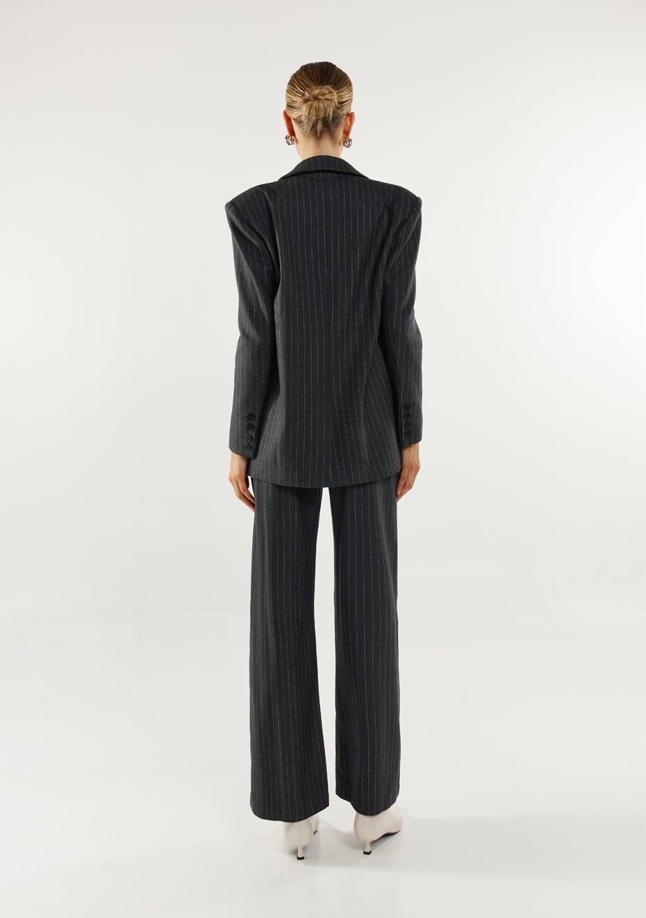 Madison The Label - Collins Blazer - Charcoal - Onceit